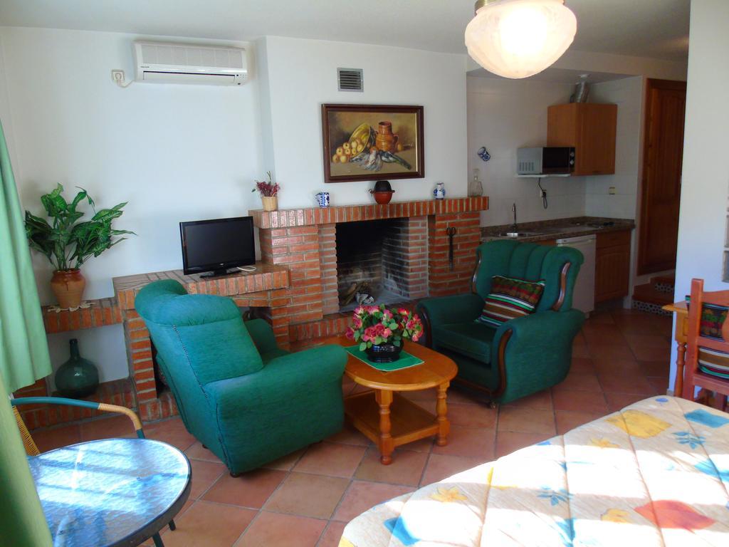 Apartamentos Turisticos Cumbres Verdes La Zubia  Room photo