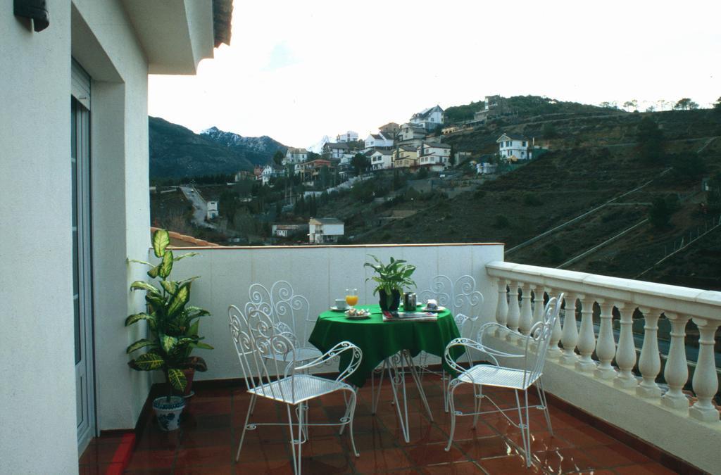 Apartamentos Turisticos Cumbres Verdes La Zubia  Room photo